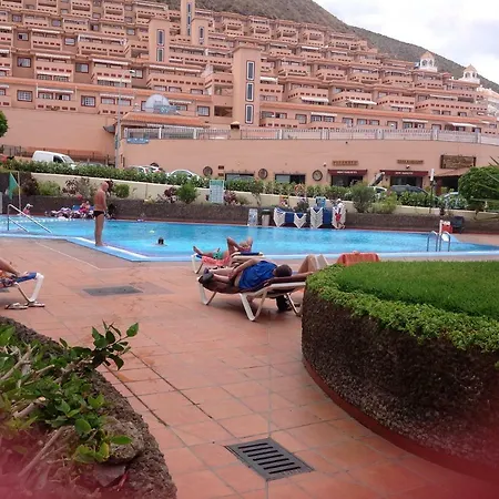 Castel Harbour Ii Apartamento